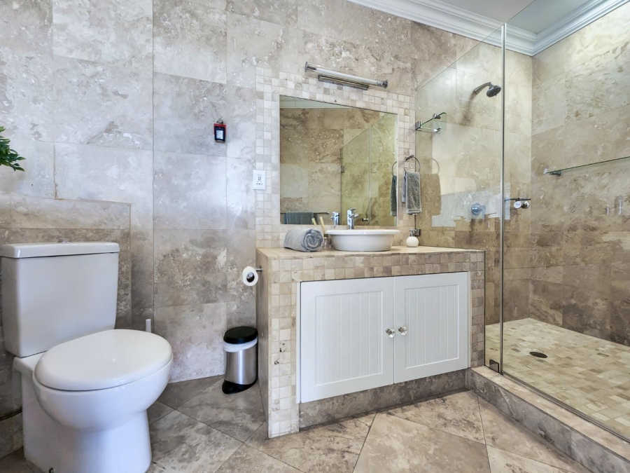 4 Bedroom Property for Sale in Bloubergstrand Western Cape